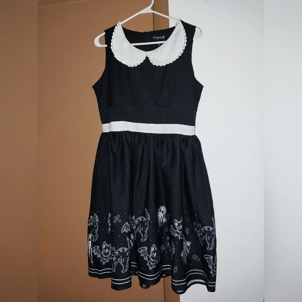 Sourpuss black & white spooky print dress - Picture 2 of 11